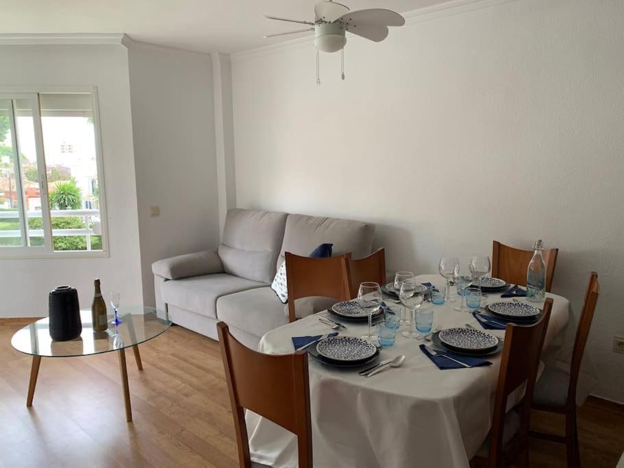 Apartamento Torremolinos 5 Personas + Parking + Piscina Todo El Ano Buitenkant foto