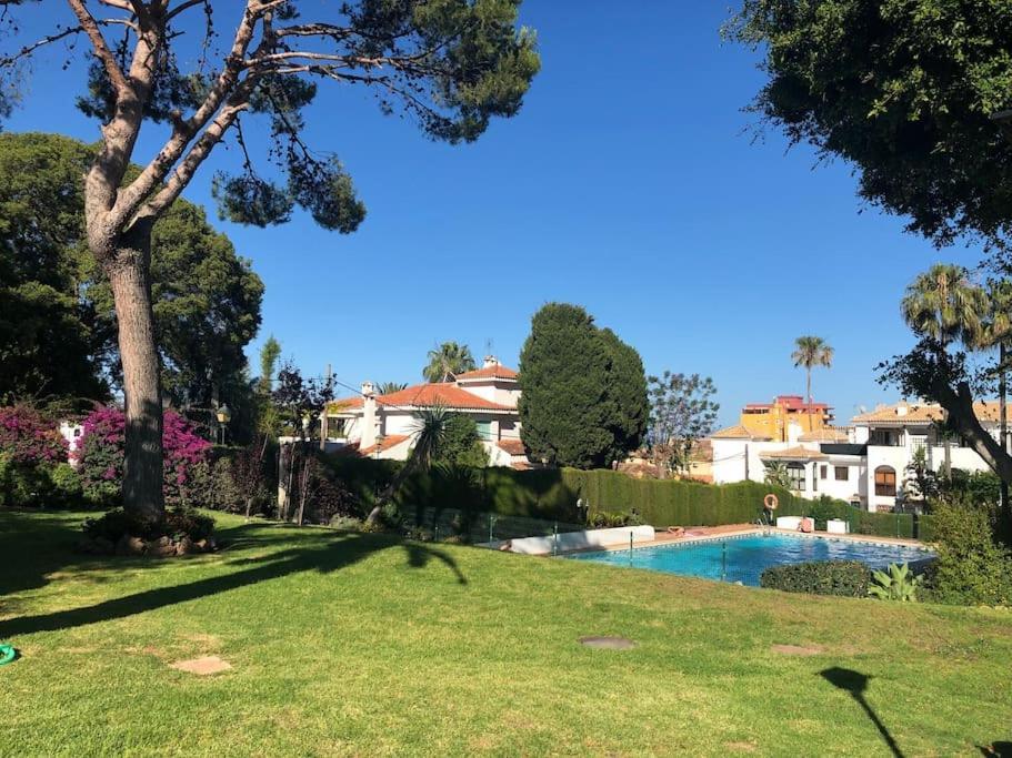 Apartamento Torremolinos 5 Personas + Parking + Piscina Todo El Ano Buitenkant foto