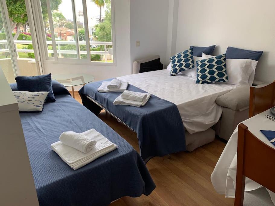 Apartamento Torremolinos 5 Personas + Parking + Piscina Todo El Ano Buitenkant foto